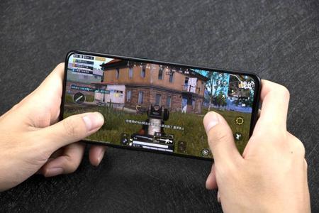 和平精英手机最新辅助(和平精英手机辅助瞄准) 和平精英手机最新辅助(和平精英手机辅助瞄准)