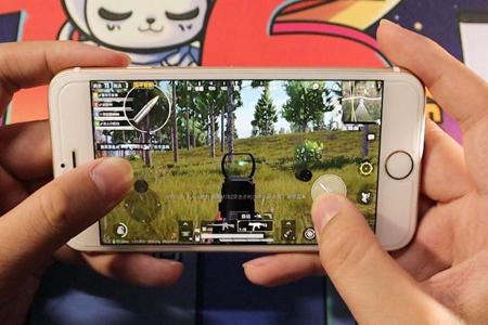 苹果14玩和平精英有辅助功能吗(苹果14玩和平精英卡吗) 苹果14玩和平精英有辅助功能吗(苹果14玩和平精英卡吗)